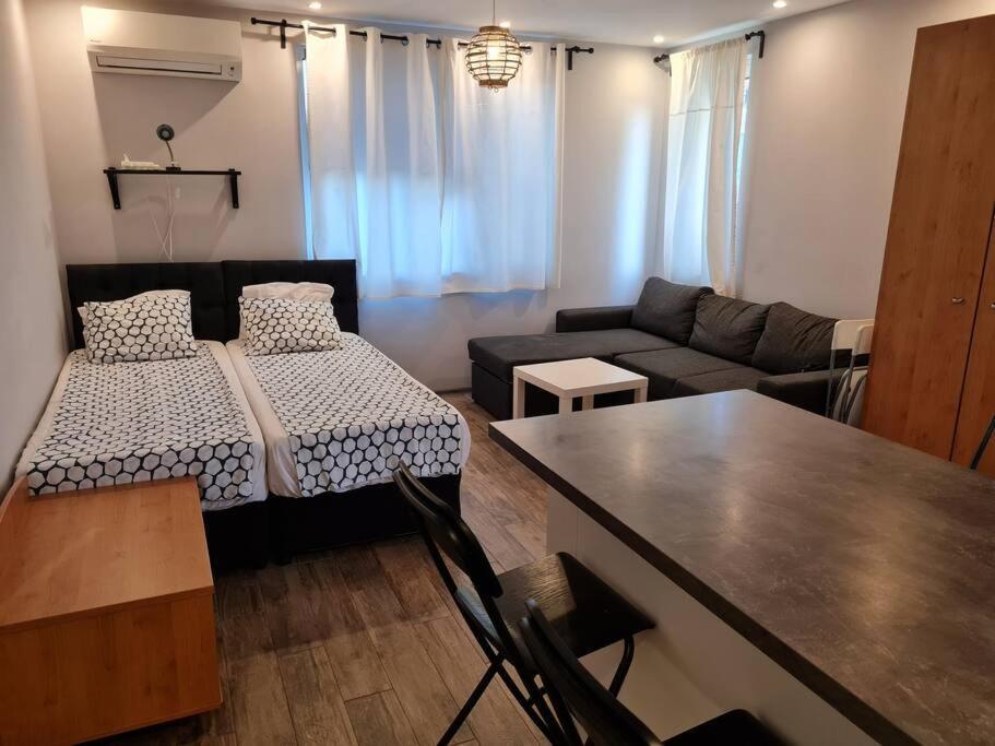Studio Slavyanska Варна Екстериор снимка
